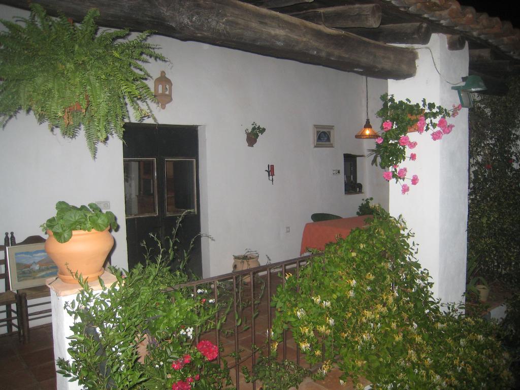 Posada Del Castano Кастанио-де-Робледо Экстерьер фото
